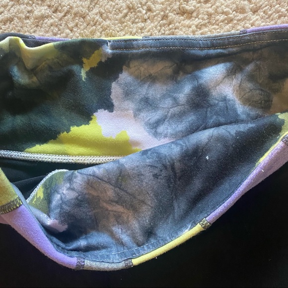 Lululemon Boogie Reservable Shorts - Picture 6 of 7